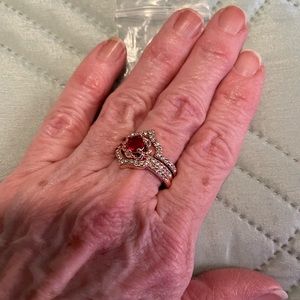 New Rose gold and ruby color stone ring